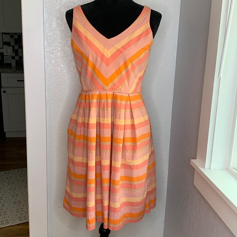Lands’ End Size 6P Pink Orange Striped Fit & Flare Dress Sleeveless Pockets